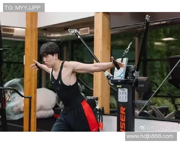 媒体人:杨瀚森足够努力,但现在实力还差的有点远 媒体人:杨瀚森足够努力,但现在实力还差的有点远