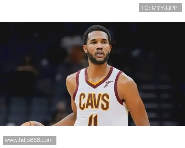 很无语！莫布里因骑士教练组喊出暂停&三分投进无效