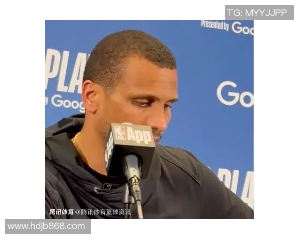 马祖拉:我们靠防守和篮板挺过上半场 每天醒来都要下决心抢篮板 马祖拉:我们靠防守和篮板挺过上半场 每天醒来都要下决心抢篮板