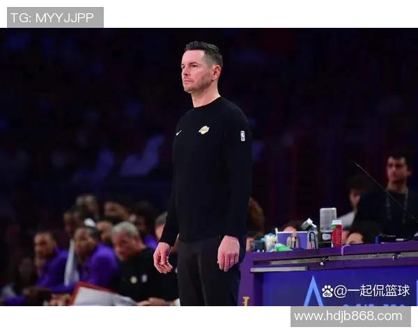 雷迪克：活塞可能一个回合就犯规三四次，要做好没哨的准备